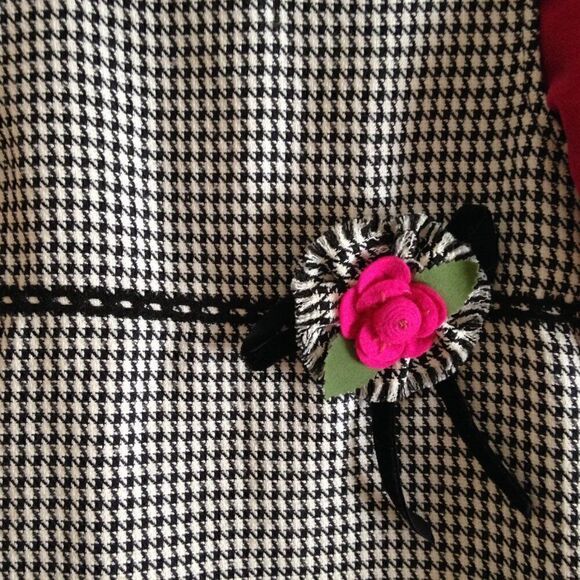 cach cach 3T. "Guaranteed to get compliments"  2 piece set - Picture 2 of 2